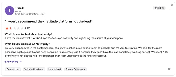 Alt text - Screenshot of a G2 review mentioning issues with recognizing employee milestones to technical glitches and poor customer support.